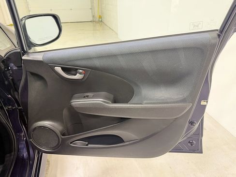 Used 2009 Honda Fit Sport image 31
