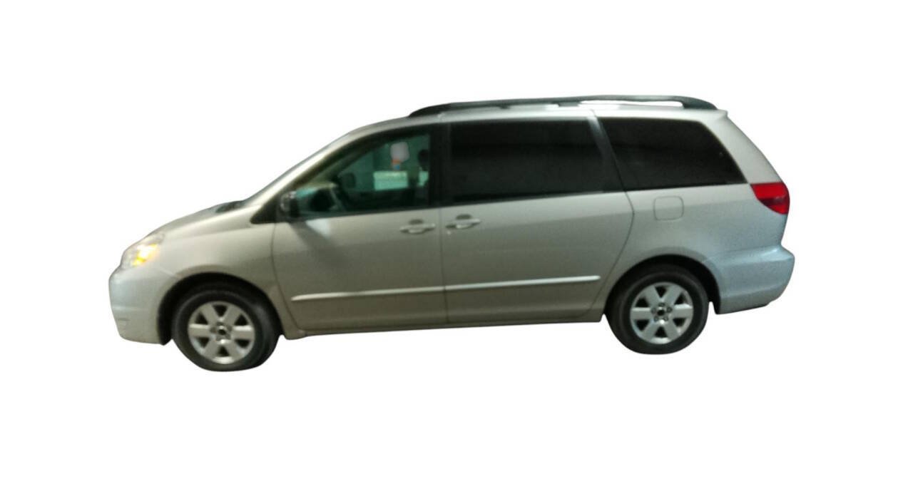 Used 2005 Toyota Sienna FWD image 2