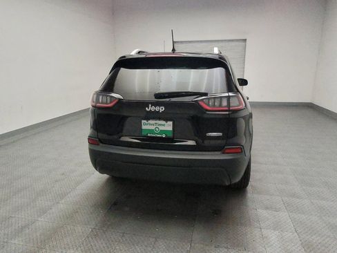 Used 2019 Jeep Cherokee Latitude w/ Popular Appearance Group FWD image 7
