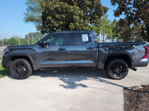 Used 2024 Toyota Tundra SR5 w/ SR5 Premium Package image 7