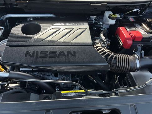 Used 2025 Nissan Rogue SV AWD/4WD image 34