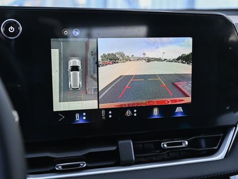 New 2026 Chevrolet Equinox LT w/ Safety and Technology Package FWD image 26