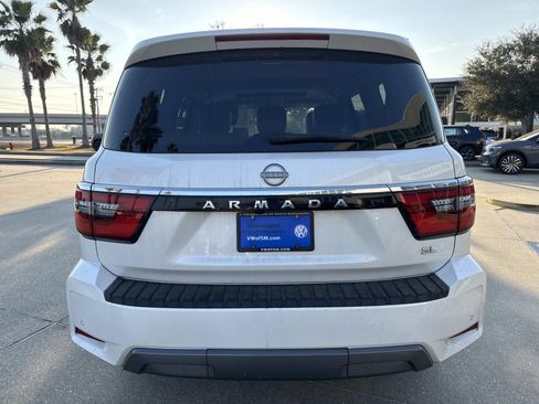Used 2023 Nissan Armada SL image 6