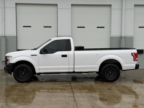 Used 2017 Ford F150 XL w/ Equipment Group 101A Mid RWD image 2