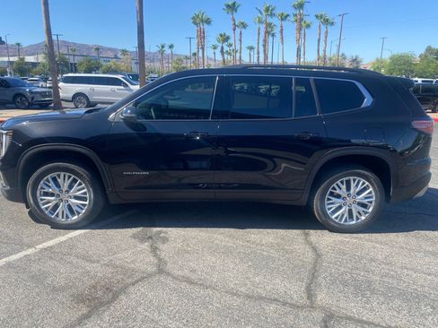 Used 2024 GMC Acadia Elevation w/ Luxury Package FWD image 8
