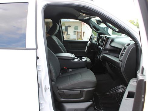 Used 2025 RAM 2500 Tradesman AWD/4WD image 33