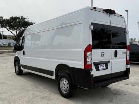 Used 2023 RAM ProMaster 2500 image 7