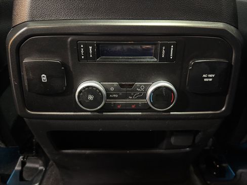 Used 2021 Ford Expedition Limited image 14