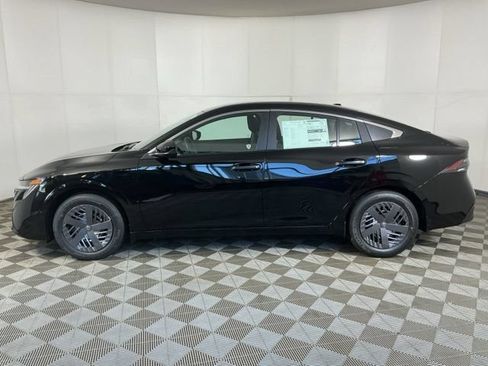 New 2026 Nissan Sentra S w/ Floor Mat Package FWD image 4