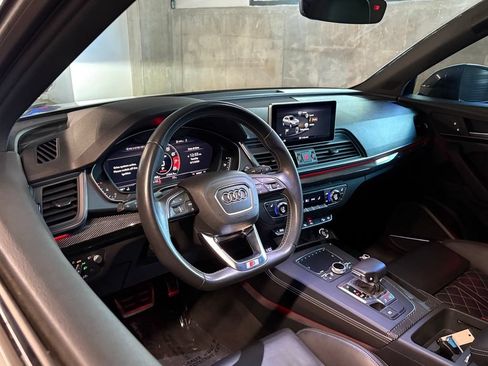 Used 2019 Audi SQ5 Prestige w/ Prestige Package AWD/4WD image 4