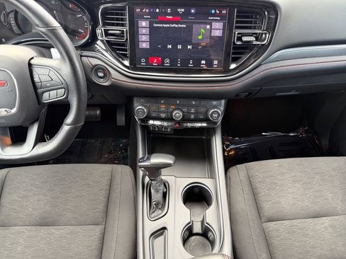 Used 2025 Dodge Durango GT AWD/4WD image 15