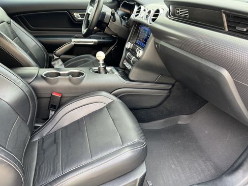 Used 2020 Ford Mustang GT Premium w/ GT Performance Package RWD image 24