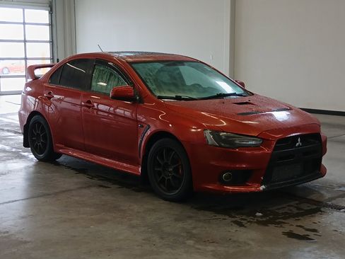 Used 2011 Mitsubishi Lancer Evolution GSR image 8