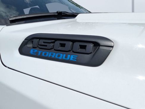 Used 2025 RAM 1500 Tradesman AWD/4WD image 12