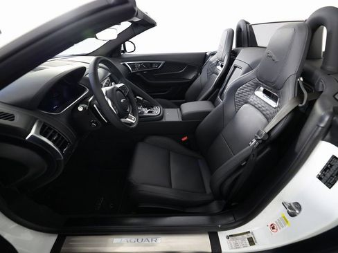 Used 2023 Jaguar F-TYPE R image 15