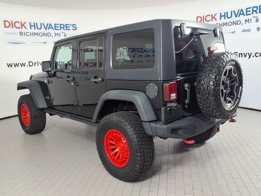 Used 2013 Jeep Wrangler Unlimited Rubicon AWD/4WD image 6