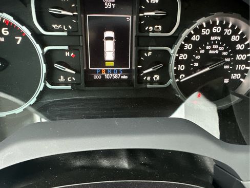 Used 2019 Toyota Tundra Platinum AWD/4WD image 11