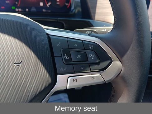 Used 2024 Volkswagen Atlas SEL Premium R-Line image 8