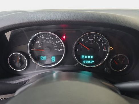 Used 2018 Jeep Wrangler Unlimited Sport image 18