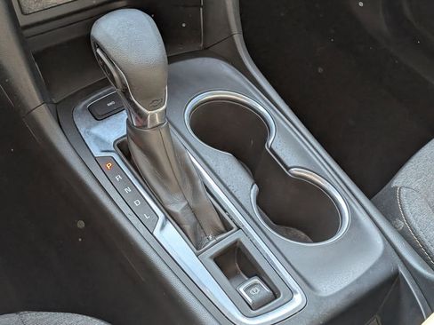 Used 2023 Chevrolet Equinox LT image 20