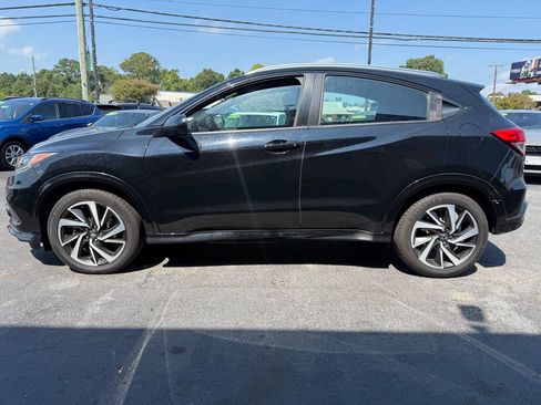 Used 2019 Honda HR-V Sport image 4