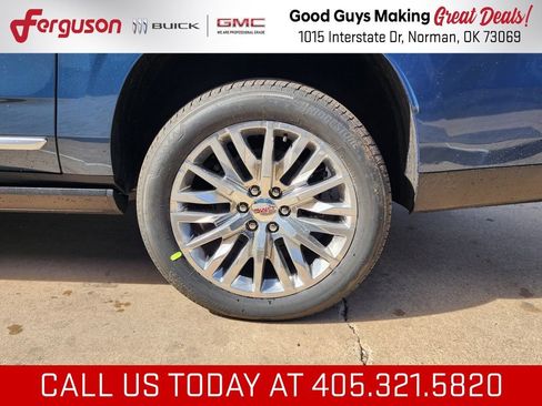 New 2026 GMC Yukon XL Denali w/ Sun & Power Step Package AWD/4WD image 62