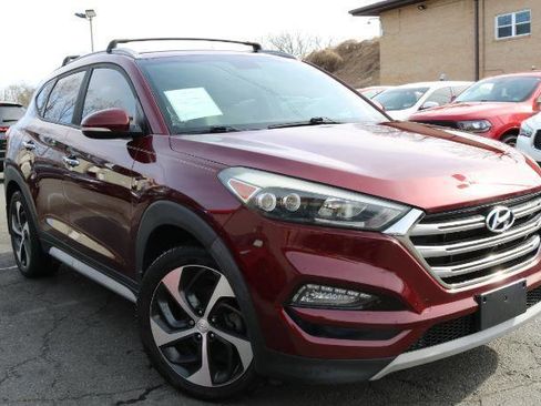 Used 2017 Hyundai Tucson Limited image 3