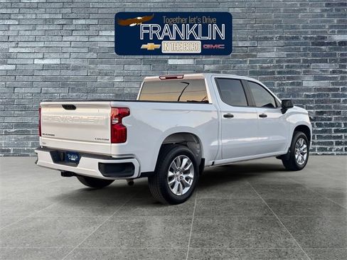 Used 2025 Chevrolet Silverado 1500 Custom image 5