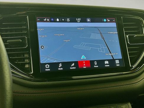 Certified 2025 Dodge Durango GT image 22