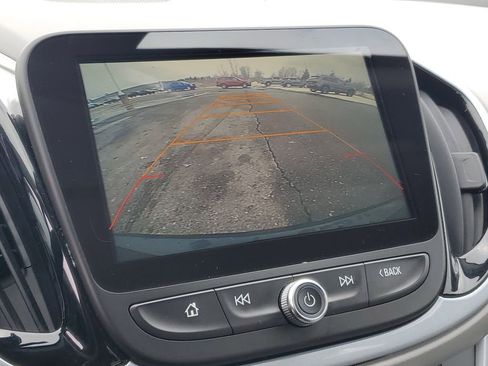 Used 2017 Chevrolet Volt LT w/ Comfort Package image 17