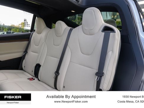 Used 2022 Tesla Model X image 18