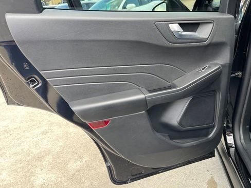 Used 2025 Ford Escape ST-Line AWD/4WD image 19