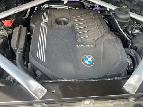 Used 2021 BMW X5 xDrive40i w/ M Sport Package AWD/4WD image 69