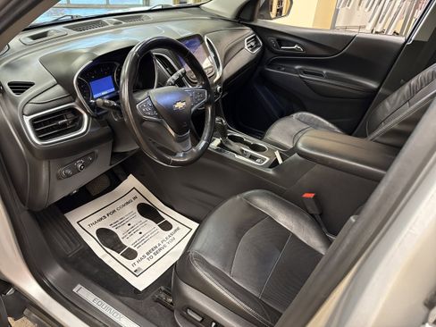 Used 2020 Chevrolet Equinox Premier image 6