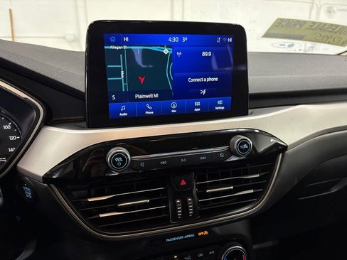 Used 2022 Ford Escape SEL image 29