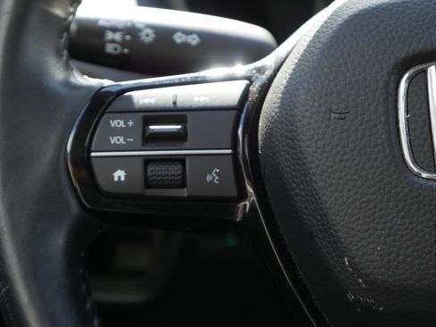 Used 2025 Honda HR-V EX-L image 12