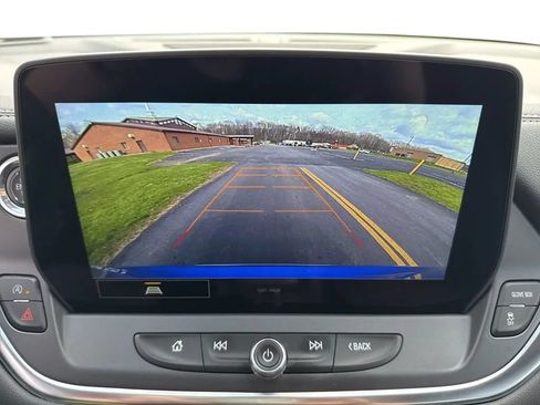 Used 2024 Chevrolet Blazer LT w/ Convenience Package FWD image 23