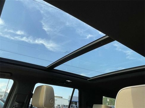 Certified 2023 Chevrolet Tahoe Premier w/ LPO, Illumination Package image 19