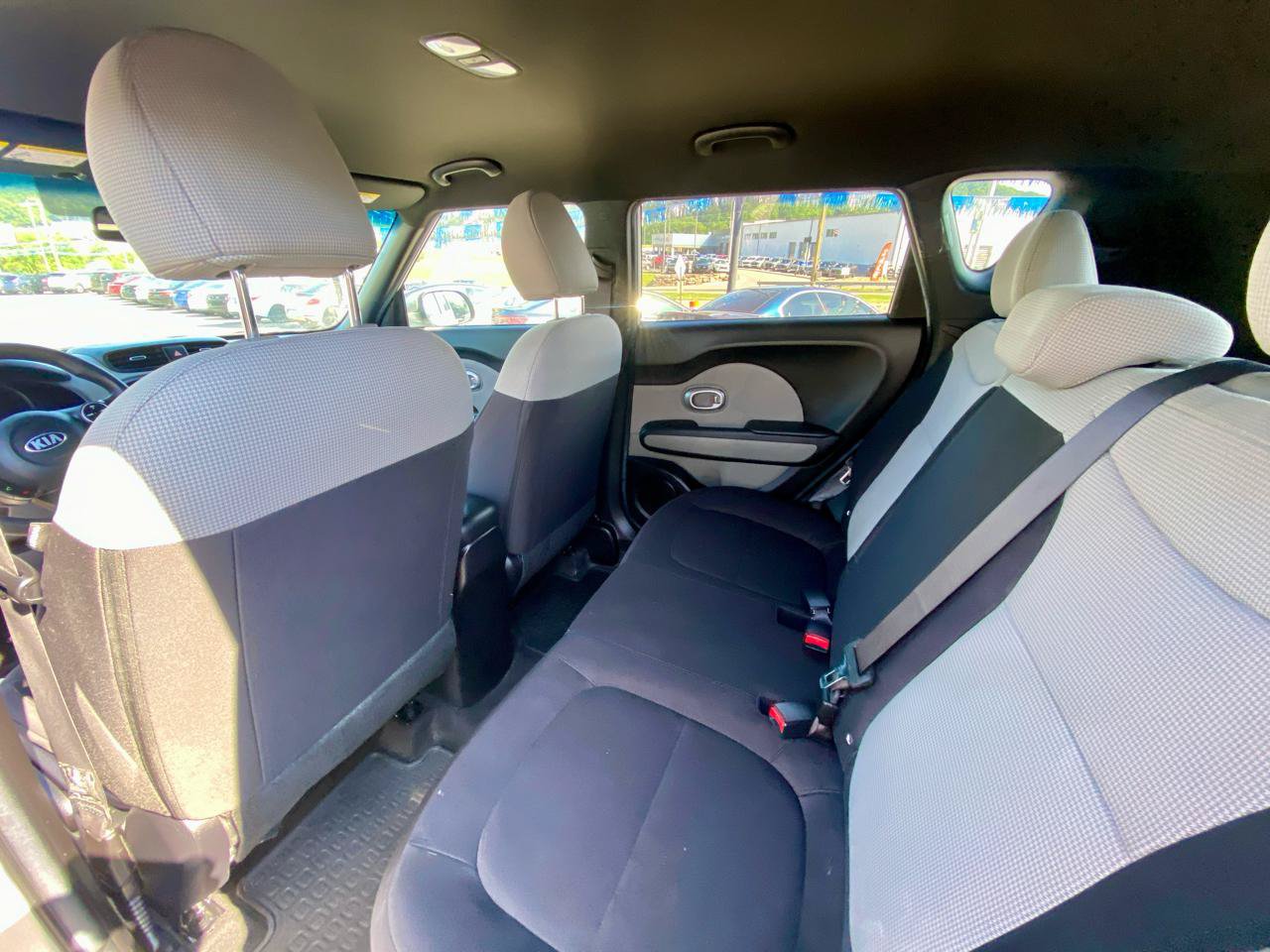 Used 2015 Kia Soul FWD image 21
