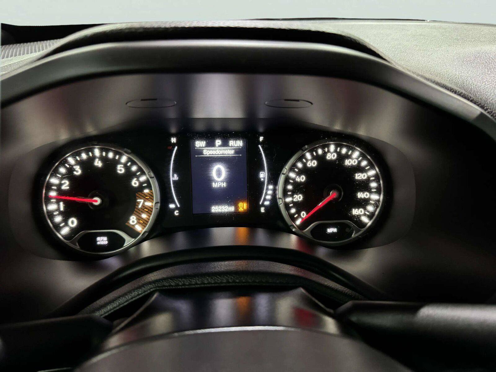 Used 2020 Jeep Renegade Latitude AWD/4WD image 29
