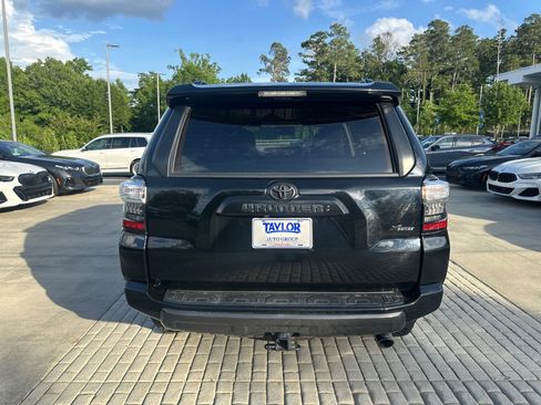 Used 2023 Toyota 4Runner TRD Off-Road Premium w/ Off Road Premium Plus Package AWD/4WD image 9