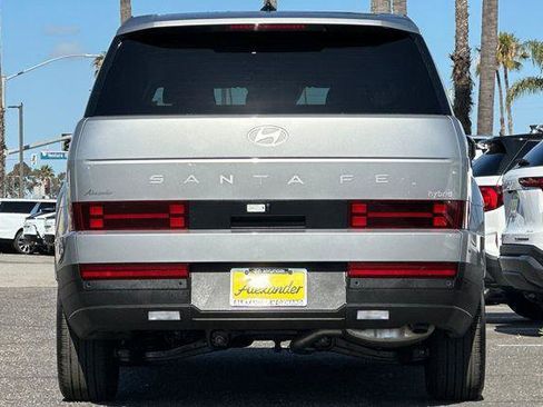 Certified 2026 Hyundai Santa Fe SE FWD image 5