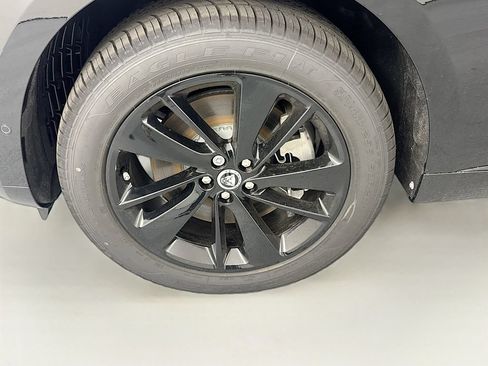 New 2026 Jaguar F-PACE R-Dynamic S AWD/4WD image 33