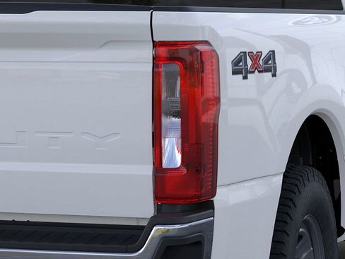 New 2026 Ford F350 XL w/ XL Chrome Package AWD/4WD image 21