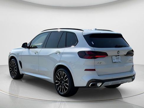 New 2026 BMW X5 sDrive40i w/ M Sport Package RWD image 7