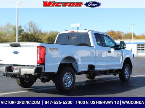 New 2026 Ford F250 XL w/ XL Chrome Package image 3