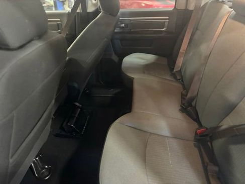 Used 2021 RAM 1500 Classic SLT RWD image 26