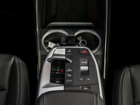 New 2026 BMW X1 xDrive28i w/ Technology Package image 12