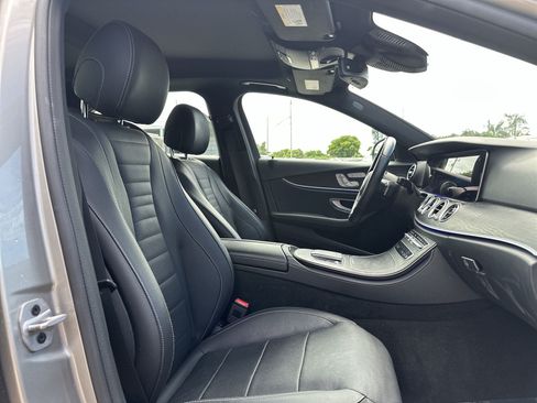 Used 2023 Mercedes-Benz E 350 4MATIC Sedan image 22