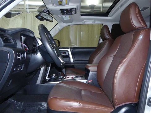 Used 2024 Toyota 4Runner Limited image 20